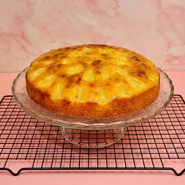 Coroa Dourada — bolo de ananás